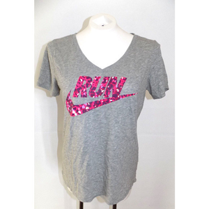 The Nike Tee Run‎ Shirt